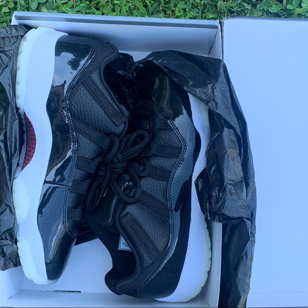 Jordan 11 retro low